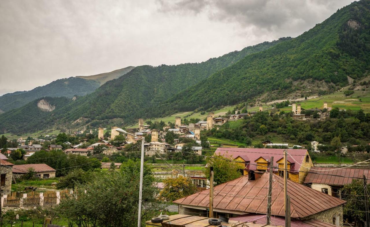 Svaneti Apartment Mestia Eksteriør bilde